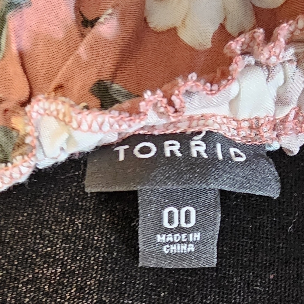 Torrid floral Dress size 00 - Picture 4 of 12